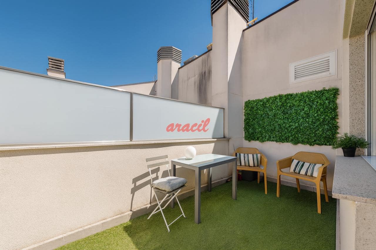 Ático de 4 habitaciones en Ourense ciudad en venta con garaje - 495.000 € (Ref: 9465148)