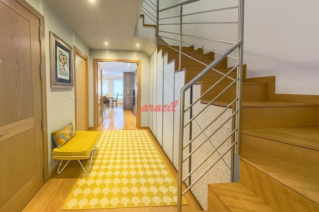 Ático de 4 habitaciones en Ourense ciudad en venta con garaje - 495.000 € (Ref: 9465148)