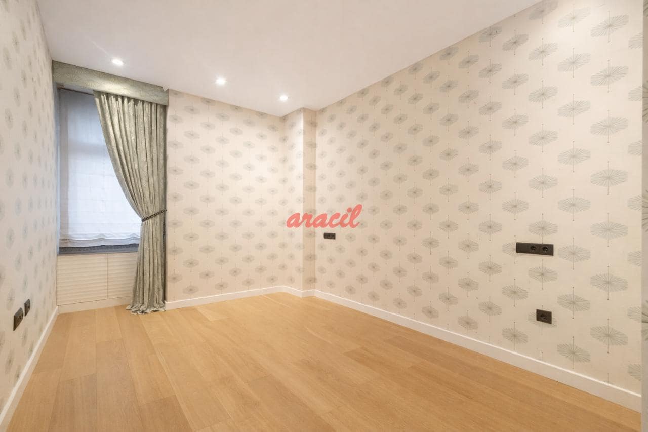 3 bedroom Flat for sale in Ourense city with garage - € 430,000 (Ref: 9598629)