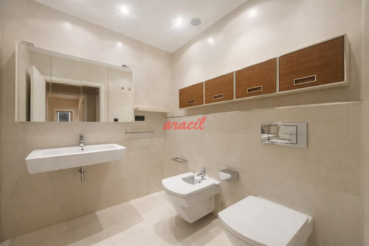 3 bedroom Flat for sale in Ourense city with garage - € 430,000 (Ref: 9598629)