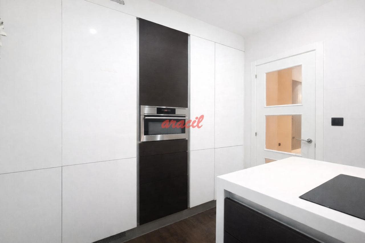 3 bedroom Flat for sale in Ourense city with garage - € 430,000 (Ref: 9598629)