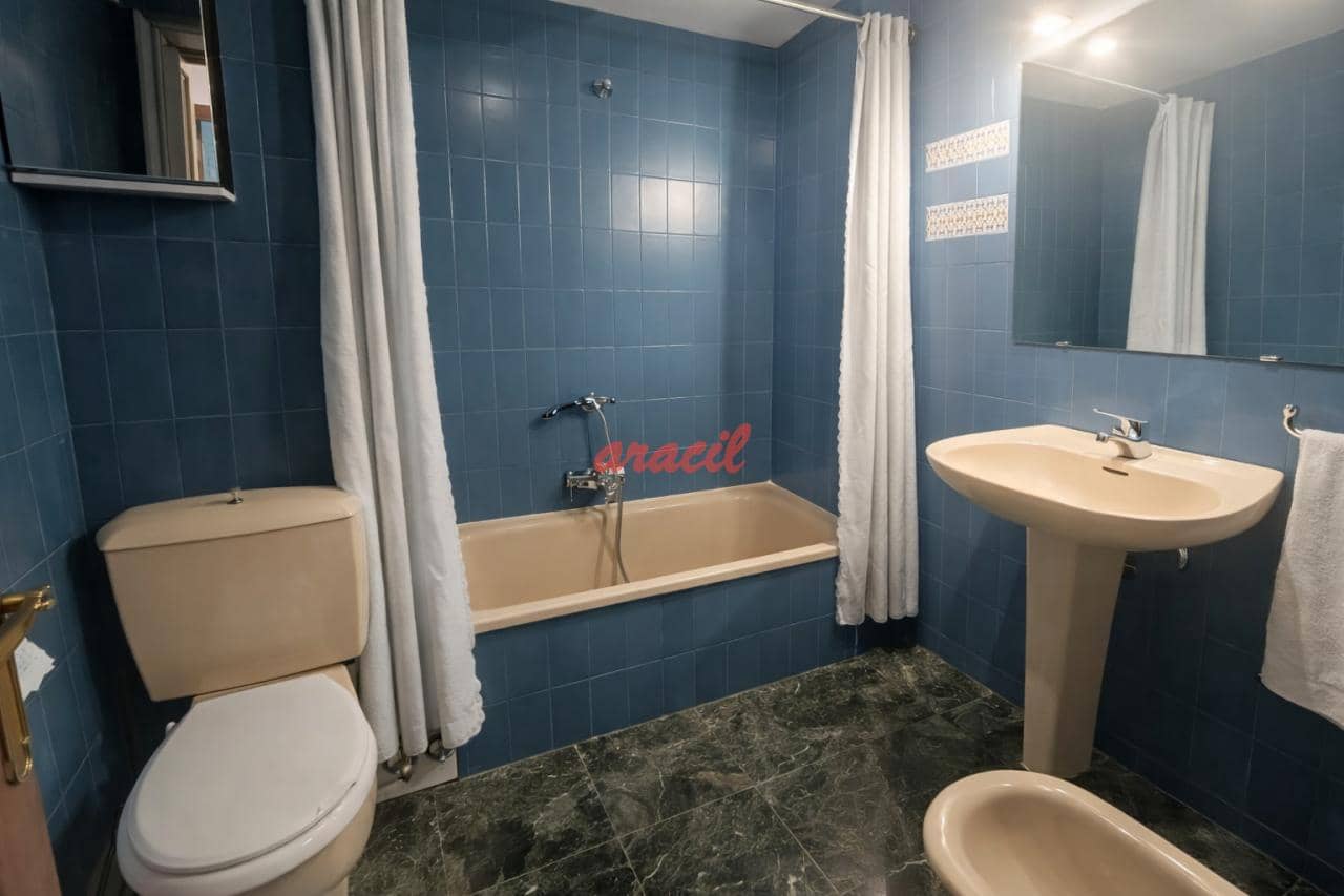 2 bedroom Apartment for sale in Ourense city with garage - € 290,000 (Ref: 9772663)