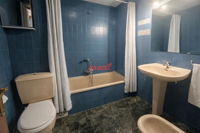 2 soveværelse Lejlighed til salg i Ourense by med garage - € 290.000 (Ref: 9772663)