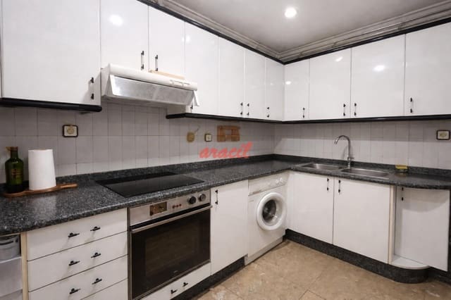 2 soveværelse Lejlighed til salg i Ourense by med garage - € 290.000 (Ref: 9772663)