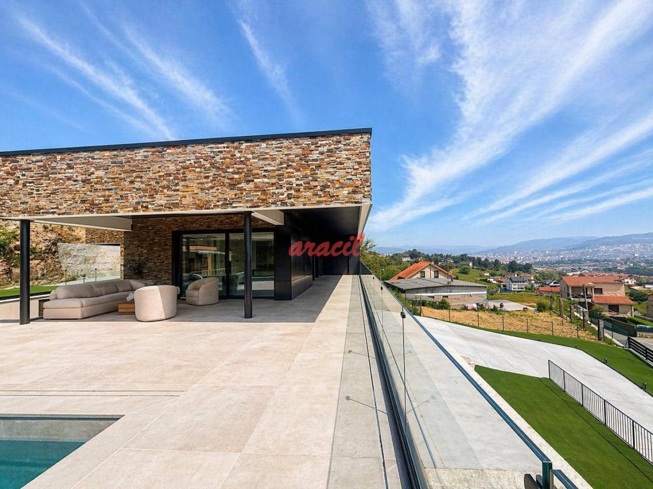 4 soveværelse Villa til salg i Barbadas med swimmingpool garage - € 950.000 (Ref: 9794040)