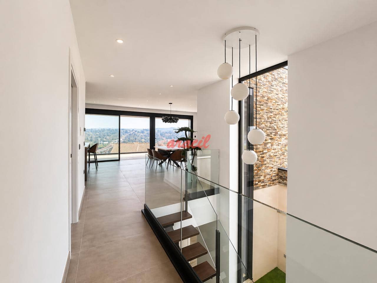 4 soveværelse Villa til salg i Barbadas med swimmingpool garage - € 950.000 (Ref: 9794040)