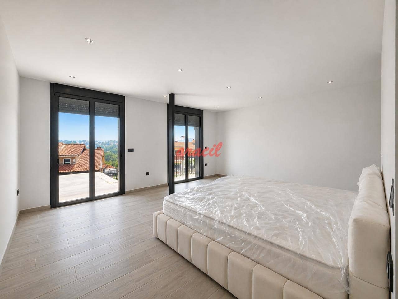 4 soveværelse Villa til salg i Barbadas med swimmingpool garage - € 950.000 (Ref: 9794040)