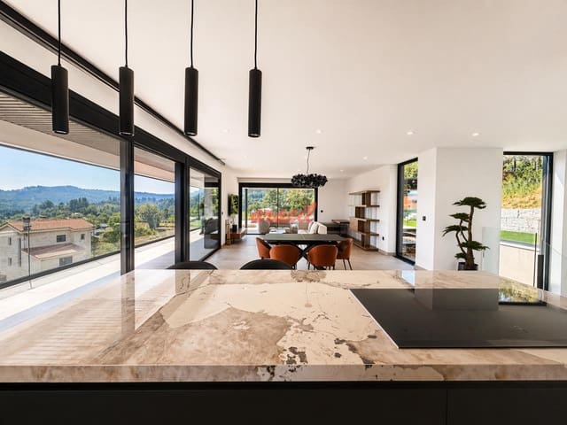 4 soverom Villa til salgs i Barbadás med svømmebasseng garasje - € 950 000 (Ref: 9794040)