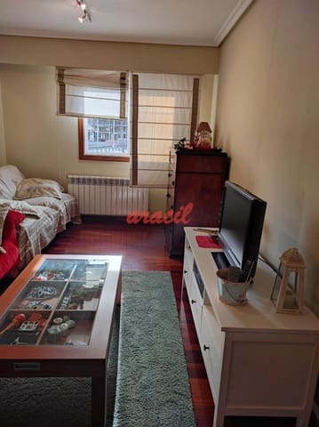 2 slaapkamer Appartement te huur in Ourense stad met garage - € 700 (Ref: 9859039)