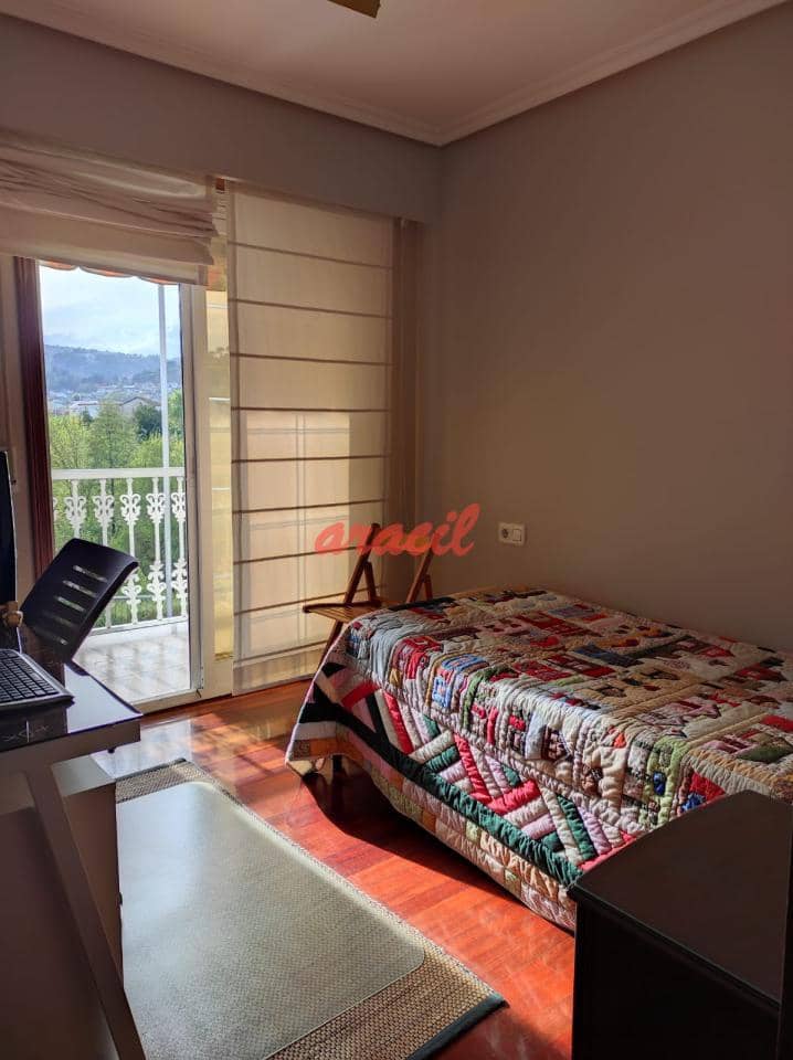 2 bedroom Apartment for rent in Ourense city with garage - € 700 (Ref: 9859039)