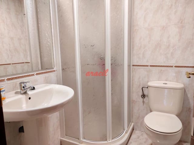2 slaapkamer Appartement te huur in Ourense stad met garage - € 700 (Ref: 9859039)