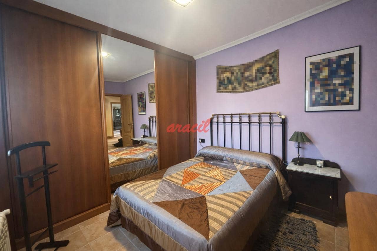 Chalet de 4 habitaciones en Amoeiro en venta con piscina garaje - 425.000 € (Ref: 9859040)