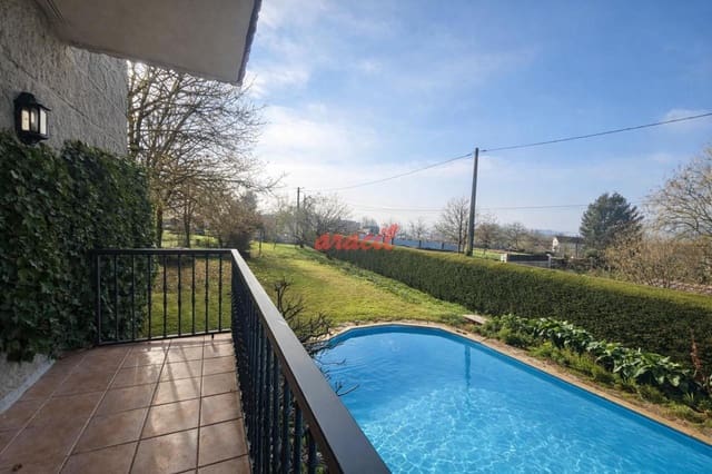 Chalet de 4 habitaciones en Amoeiro, Amoeiro en venta con piscina garaje - 425.000 € (Ref: 9859040)