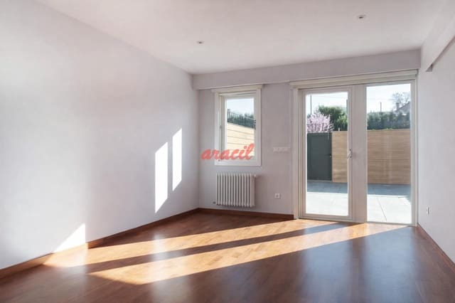 5 bedroom Semi-detached Villa for sale in Ourense city with pool garage - € 700,000 (Ref: 9866445)