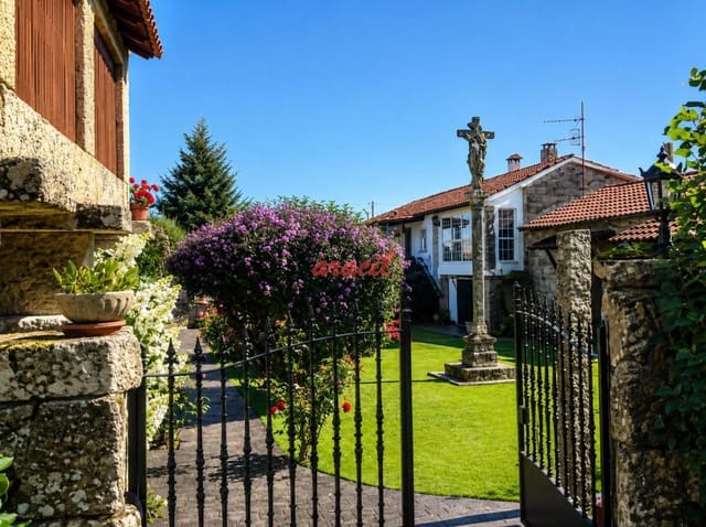3 quarto Moradia para venda em San Amaro com piscina garagem - 312 000 € (Ref: 9868150)