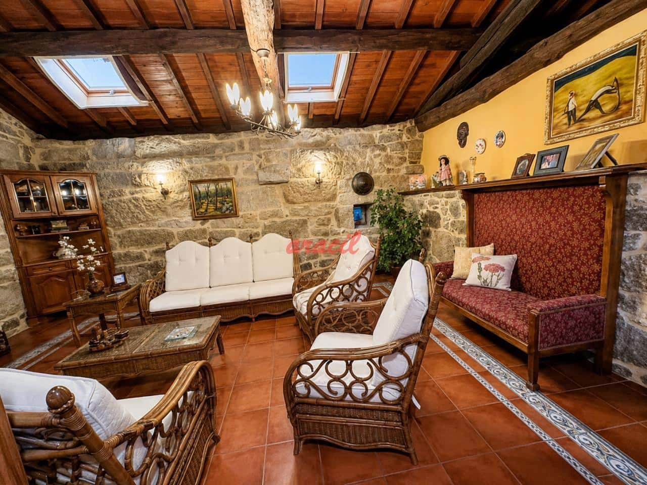 3 slaapkamer Villa te koop in San Amaro met zwembad garage - € 312.000 (Ref: 9868150)
