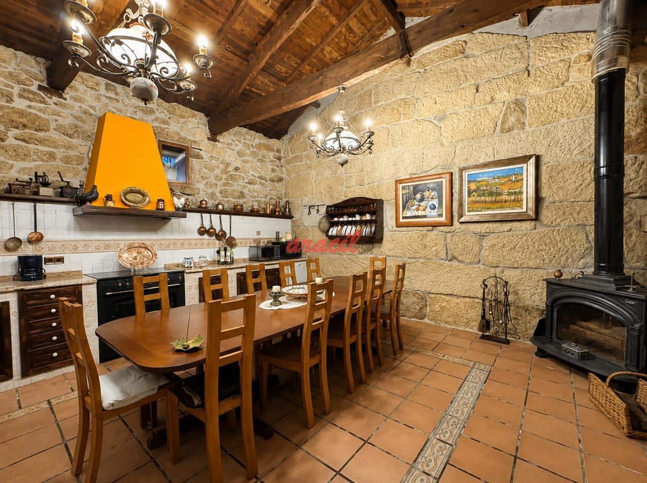 3 slaapkamer Villa te koop in San Amaro met zwembad garage - € 312.000 (Ref: 9868150)
