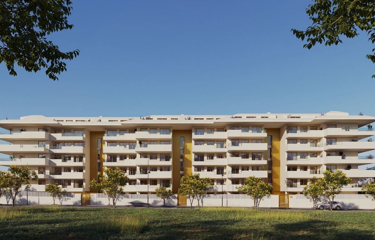 Apartamento de 2 habitaciones en Fuengirola en venta con piscina garaje - 329.000 € (Ref: 10136328)