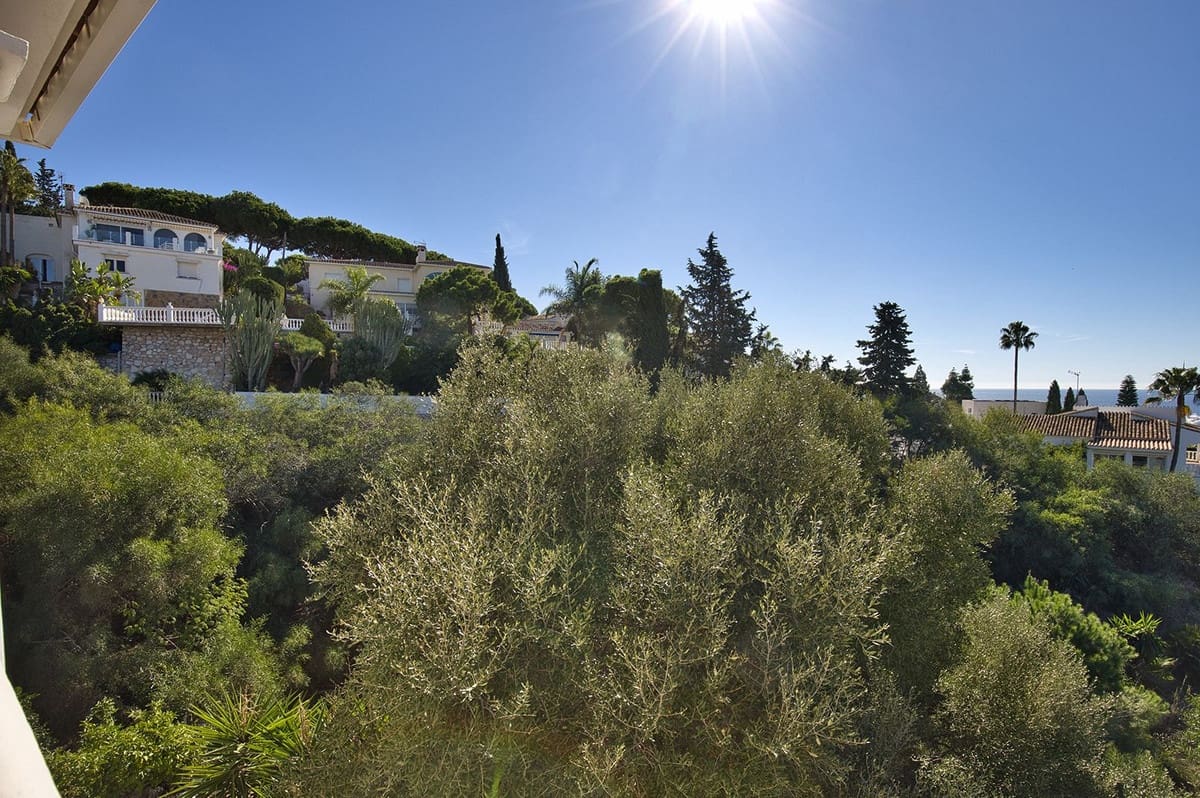 4 soverom Villa til salgs i Mijas Costa med svømmebasseng garasje - € 869 000 (Ref: 10183520)