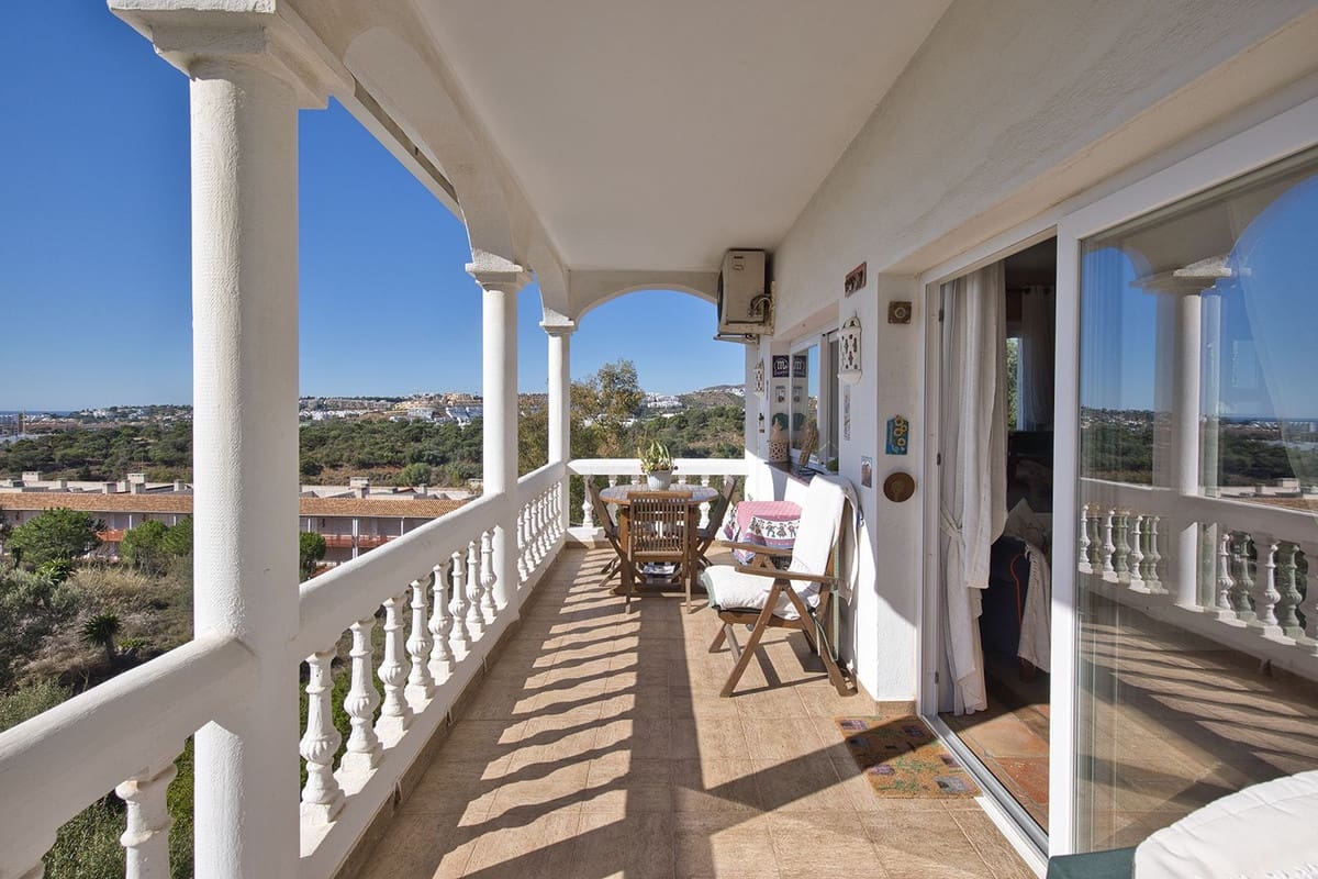 4 soverom Villa til salgs i Mijas Costa med svømmebasseng garasje - € 869 000 (Ref: 10183520)