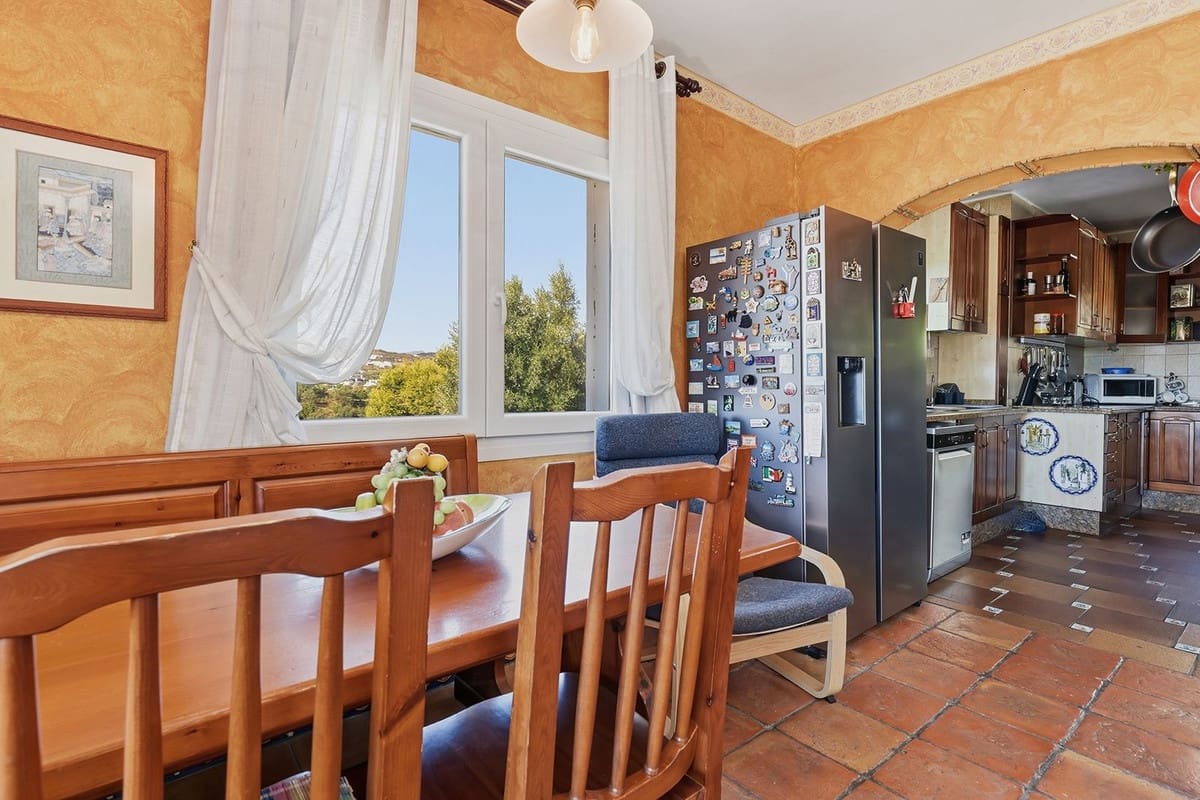 4 soverom Villa til salgs i Mijas Costa med svømmebasseng garasje - € 869 000 (Ref: 10183520)