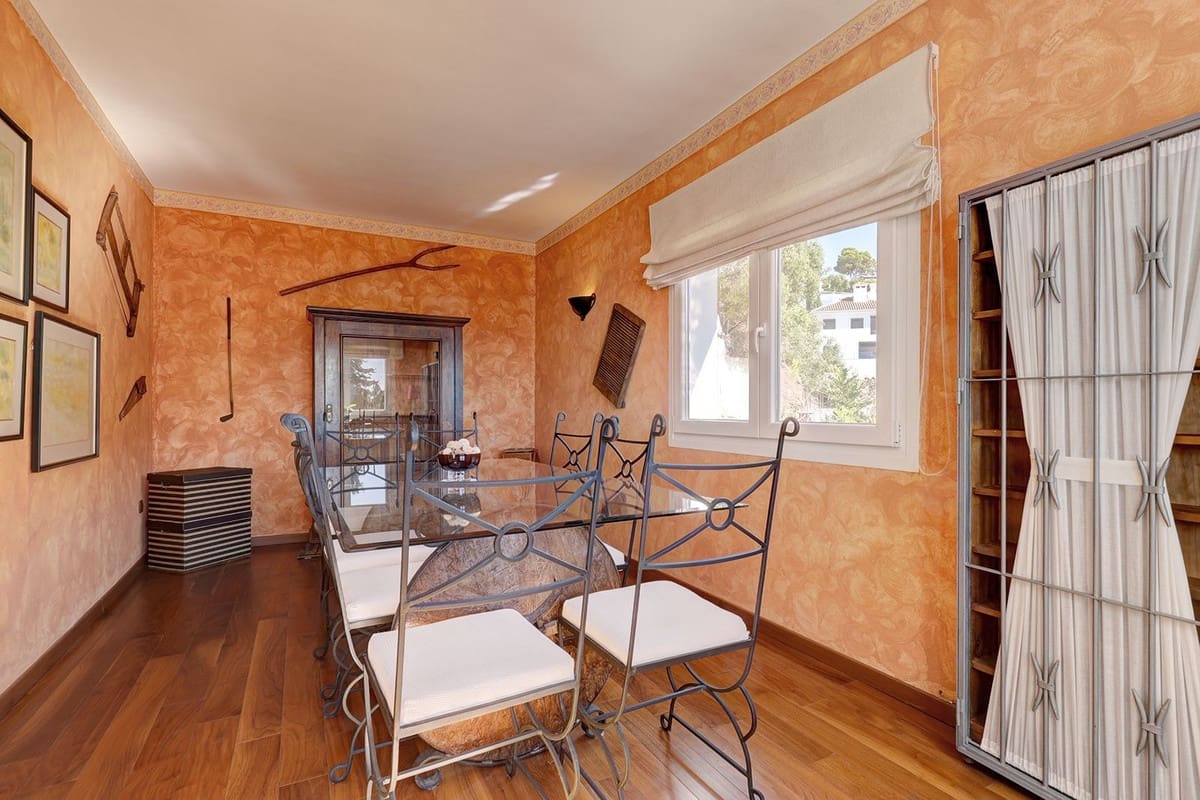 4 soverom Villa til salgs i Mijas Costa med svømmebasseng garasje - € 869 000 (Ref: 10183520)