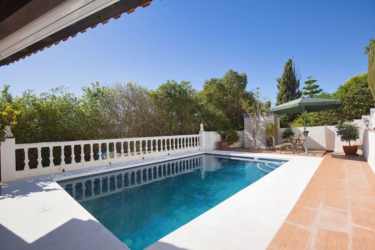 4 soverom Villa til salgs i Mijas Costa med svømmebasseng garasje - € 869 000 (Ref: 10183520)