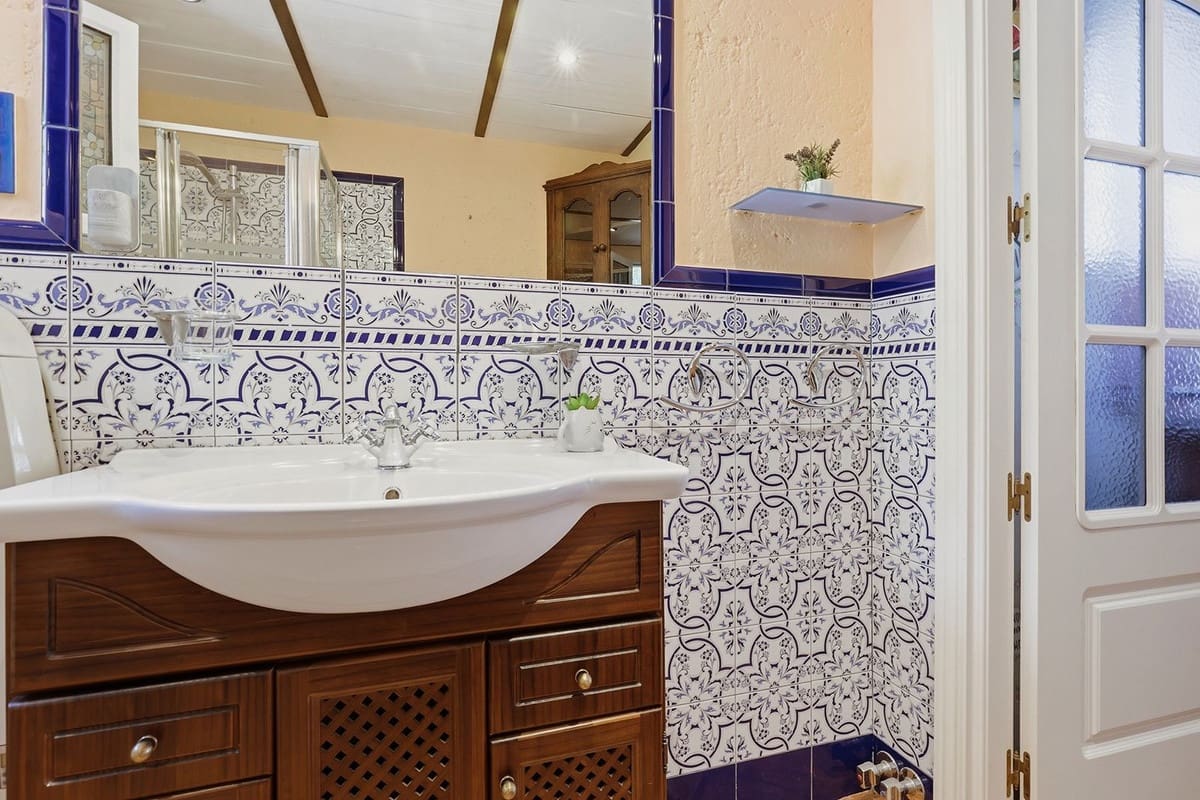 4 soverom Villa til salgs i Mijas Costa med svømmebasseng garasje - € 869 000 (Ref: 10183520)