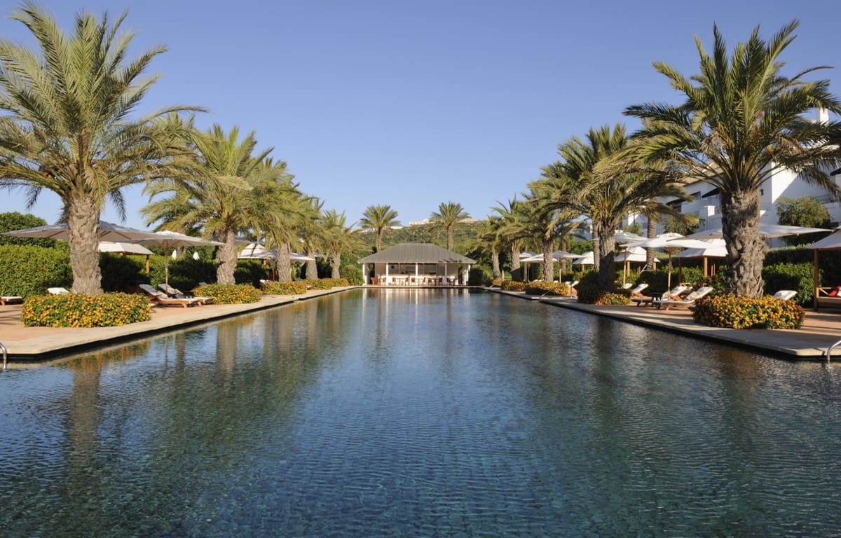 6 bedroom Villa for sale in Casares with pool - € 4,600,000 (Ref: 5382106)