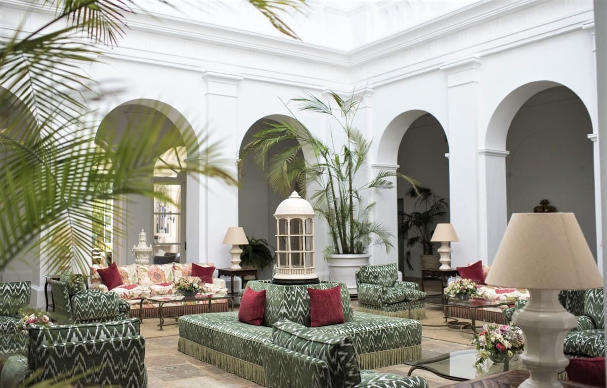 6 bedroom Villa for sale in Casares with pool - € 4,600,000 (Ref: 5382106)