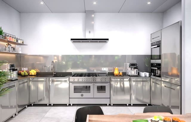 2 makuuhuone Ranta-asunto myytävänä paikassa Fuengirola mukana uima-altaan 
autotalli - 665 500 € (Ref: 5382287)