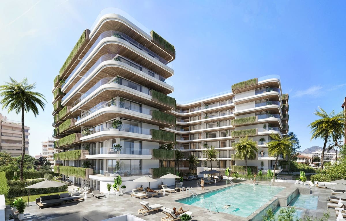 3 bedroom Beach Apartment for sale in Fuengirola with pool garage - € 1,051,500 (Ref: 5382407)