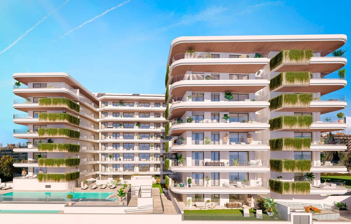 3 bedroom Beach Apartment for sale in Fuengirola with pool garage - € 1,051,500 (Ref: 5382407)