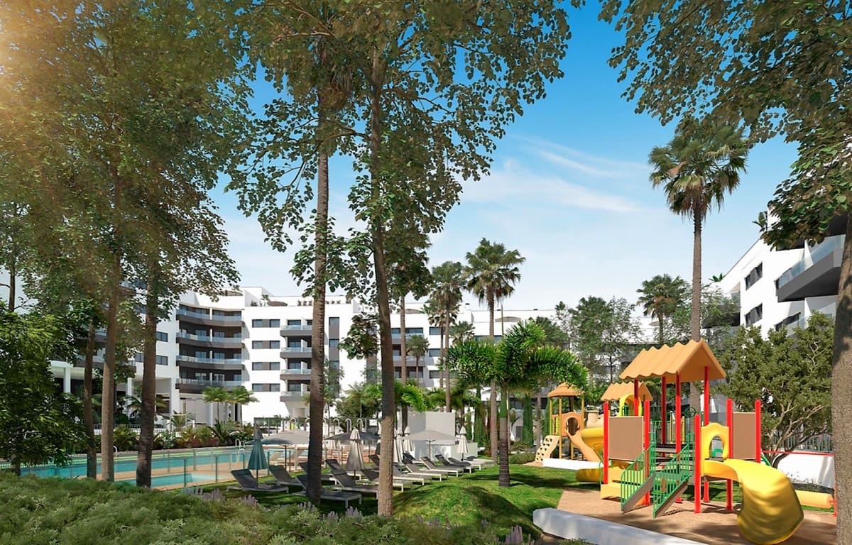 3 slaapkamer Penthouse te koop in Las Lagunas de Mijas met zwembad garage - € 571.000 (Ref: 5567083)