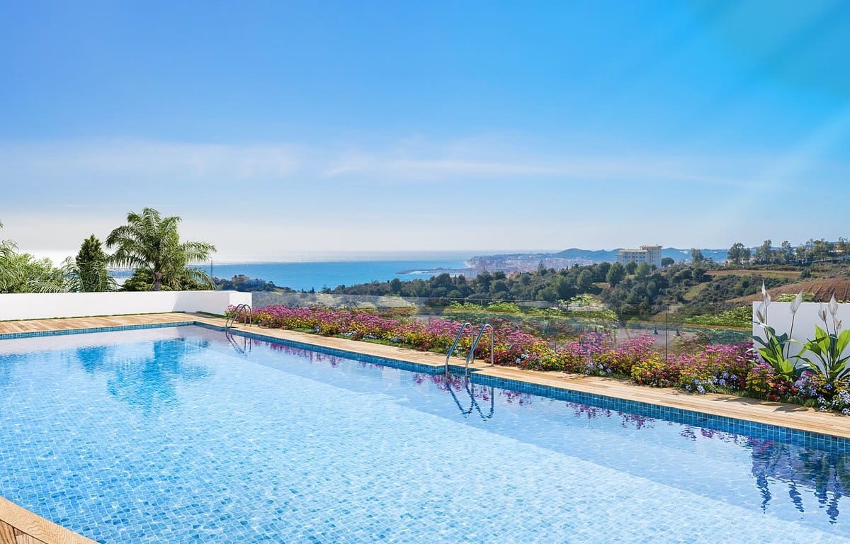 3 chambre Penthouse à vendre à Fuengirola avec piscine garage - 899 000 € (Ref: 6068089)