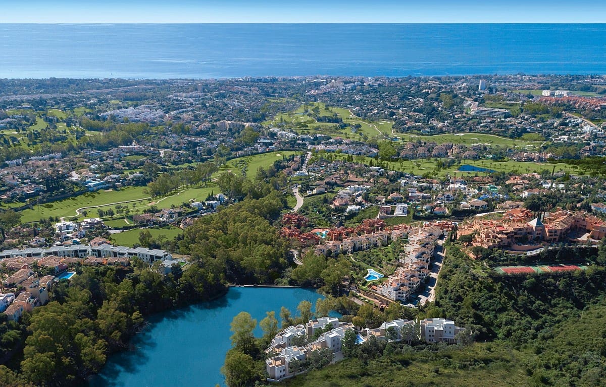 3 sypialnia Penthouse na sprzedaż w Nueva Andalucia z basenem garażem - 950 000 € (Ref: 6231118)