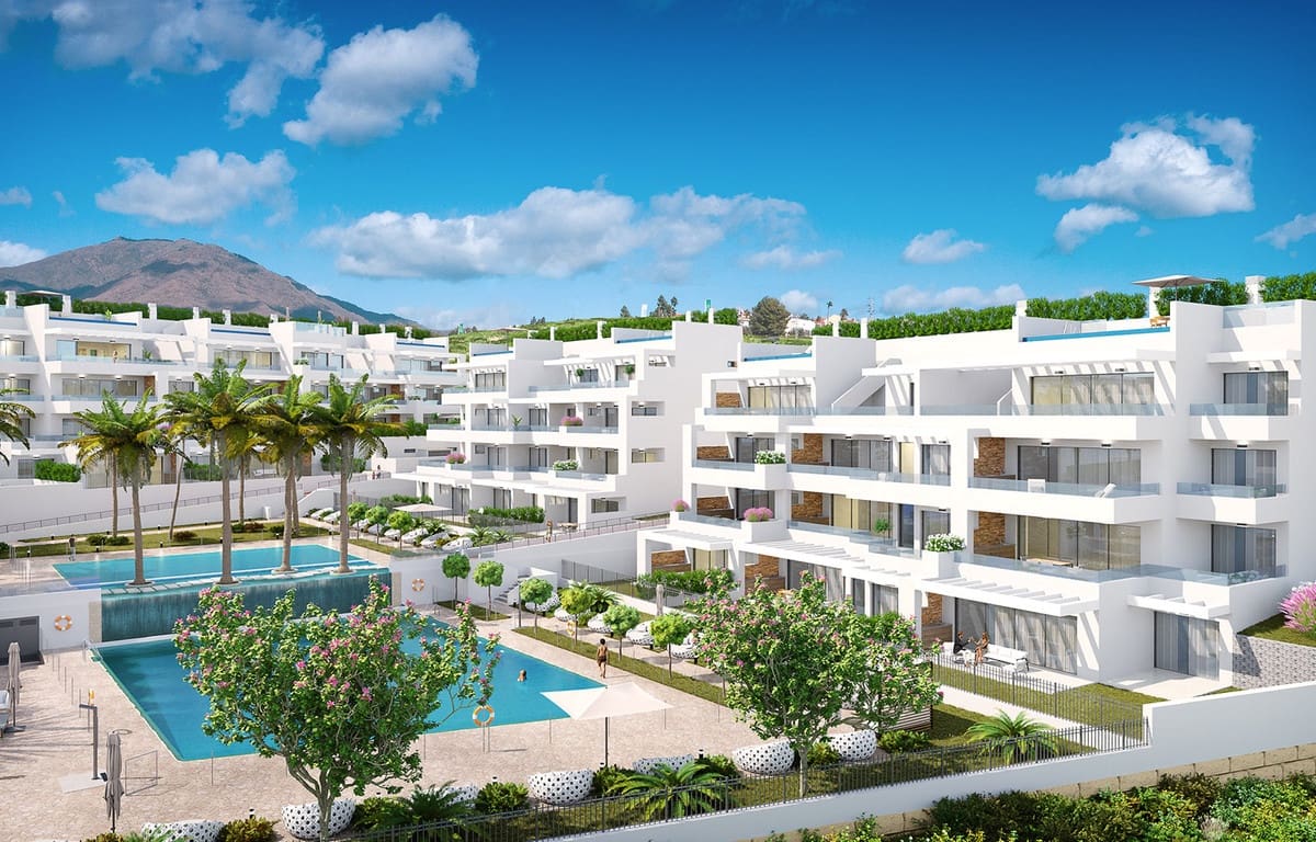 2 quarto Apartamento para venda em Estepona com piscina garagem - 975 000 € (Ref: 6320427)