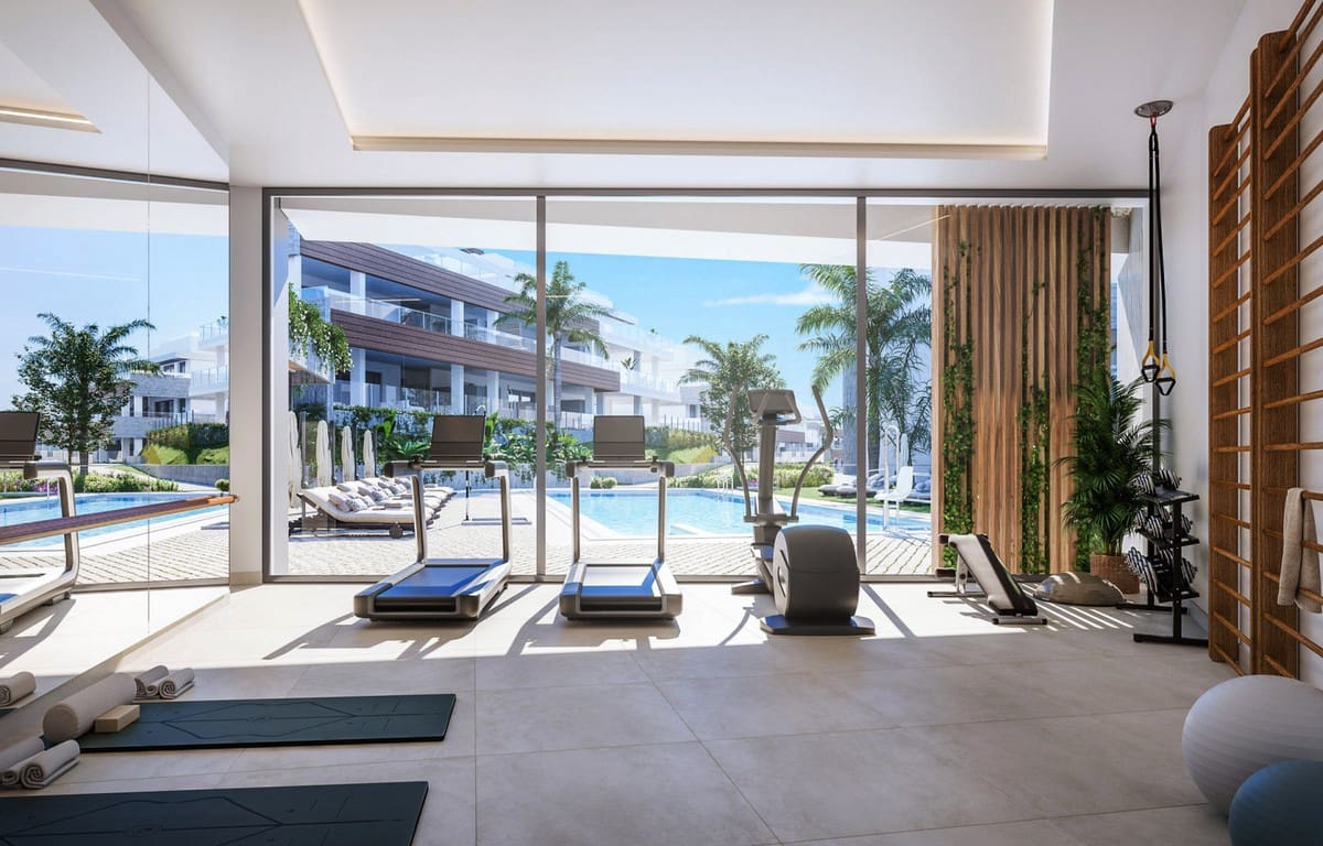 2 soveværelse Lejlighed til salg i Los Monteros med swimmingpool garage - € 525.000 (Ref: 6336732)