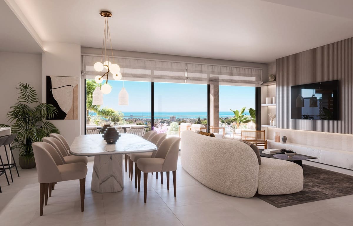 2 bedroom Apartment for sale in Los Monteros with pool garage - € 585,000 (Ref: 6336732)