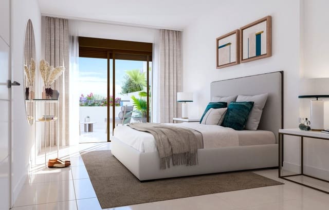 2 quarto Apartamento para venda em Estepona Golf, Estepona com piscina garagem - 320 000 € (Ref: 6346979)