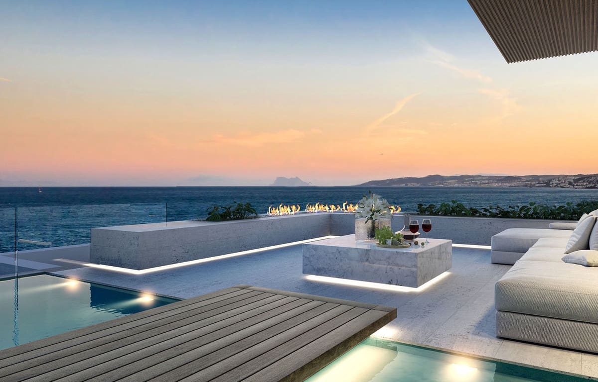 3 bedroom Penthouse for sale in Estepona with pool garage - € 2,490,000 (Ref: 6351838)