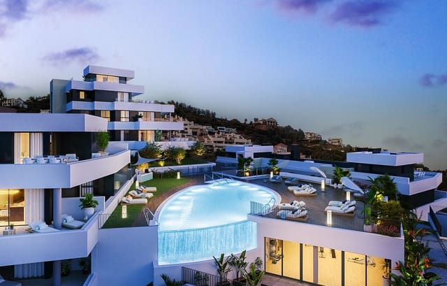 3 sypialnia Penthouse na sprzedaż w Marbella z garażem - 759 000 € (Ref: 6447174)