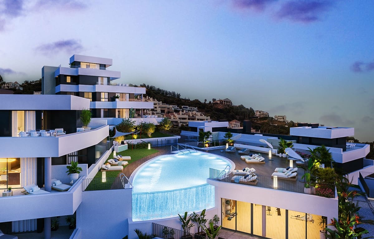 3 chambre Penthouse à vendre à Marbella avec garage - 759 000 € (Ref: 6447174)