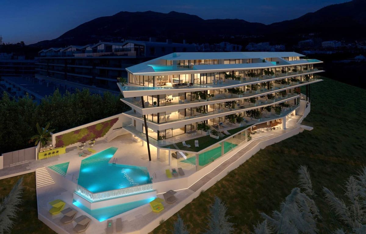 2 soverom Penthouse til salgs i Benalmadena Costa med svømmebasseng garasje - € 822 000 (Ref: 6840967)
