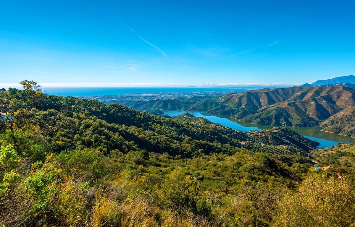 3 soverom Hus til salgs i Istan med svømmebasseng garasje - € 640 000 (Ref: 6944908)