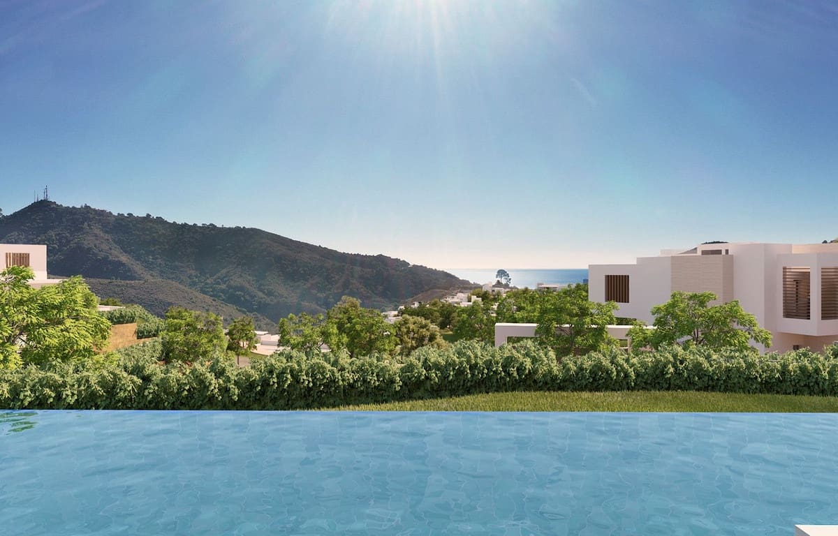 4 bedroom Villa for sale in Marbella with pool garage - € 4,500,000 (Ref: 6959320)