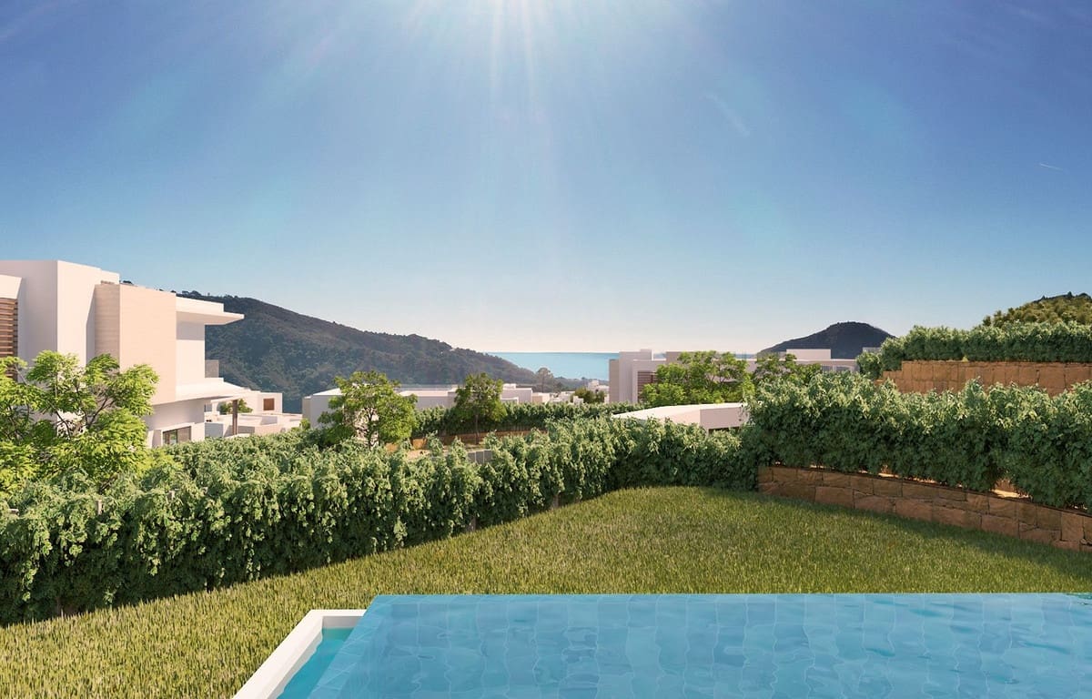 4 bedroom Villa for sale in Marbella with pool garage - € 4,500,000 (Ref: 6959320)