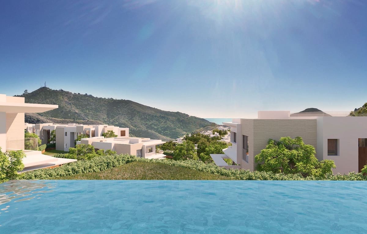 4 bedroom Villa for sale in Marbella with pool garage - € 4,500,000 (Ref: 6959320)