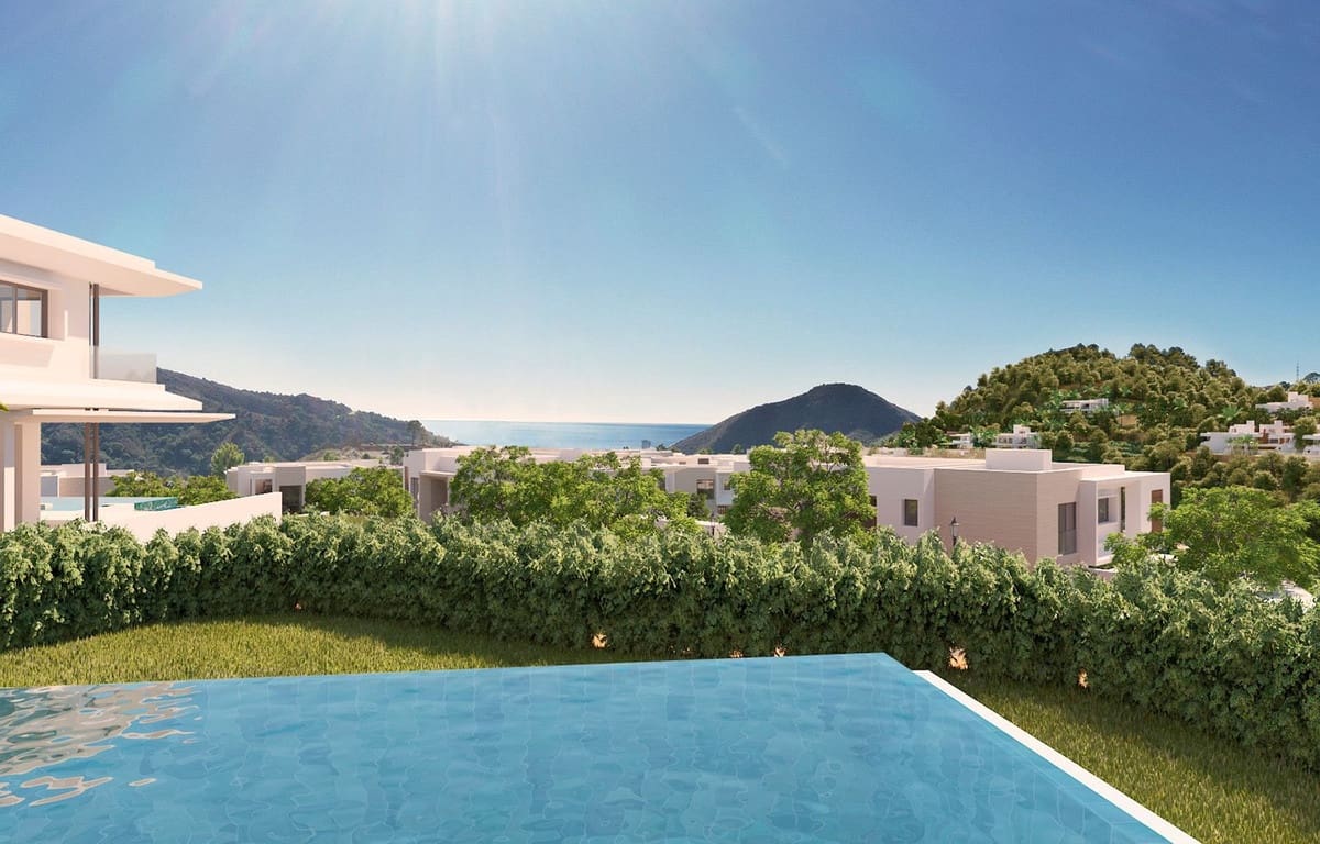 4 bedroom Villa for sale in Marbella with pool garage - € 4,500,000 (Ref: 6959320)