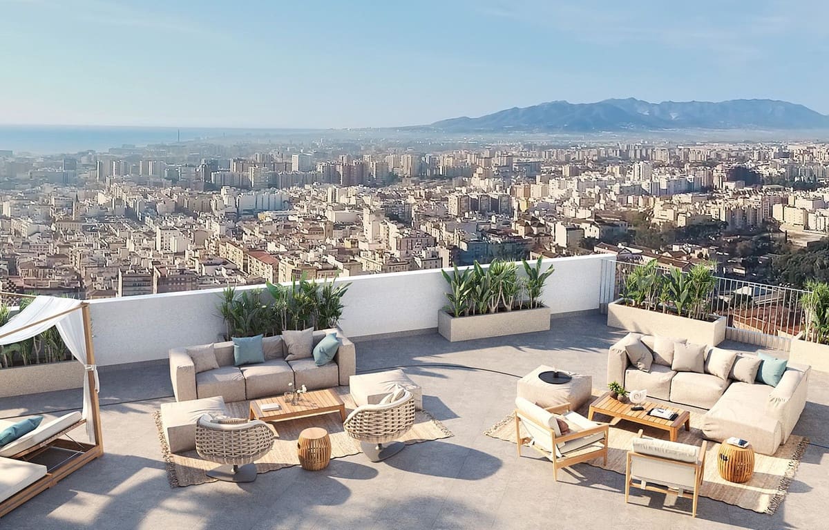 2 soverom Leilighet til salgs i Malaga by med svømmebasseng garasje - € 376 000 (Ref: 6969603)